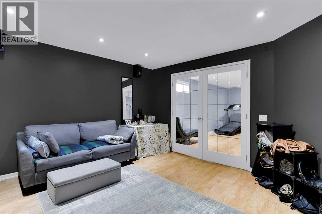 6 Douglas Woods Bay SE, Calgary, Alberta  T2Z 3A1 - Photo 32 - A2299998