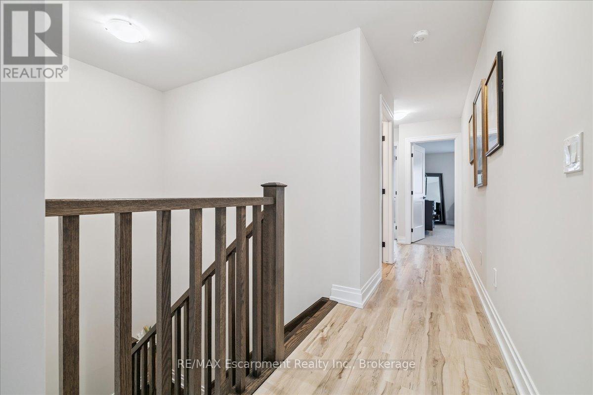 20 Granite Ridge Trail, Hamilton, Ontario  L8B 1Y4 - Photo 20 - X12985486