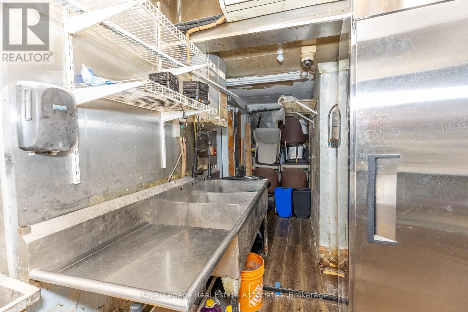 642 Bloor Street W, Toronto, Ontario  M6G 1K9 - Photo 14 - C12934902