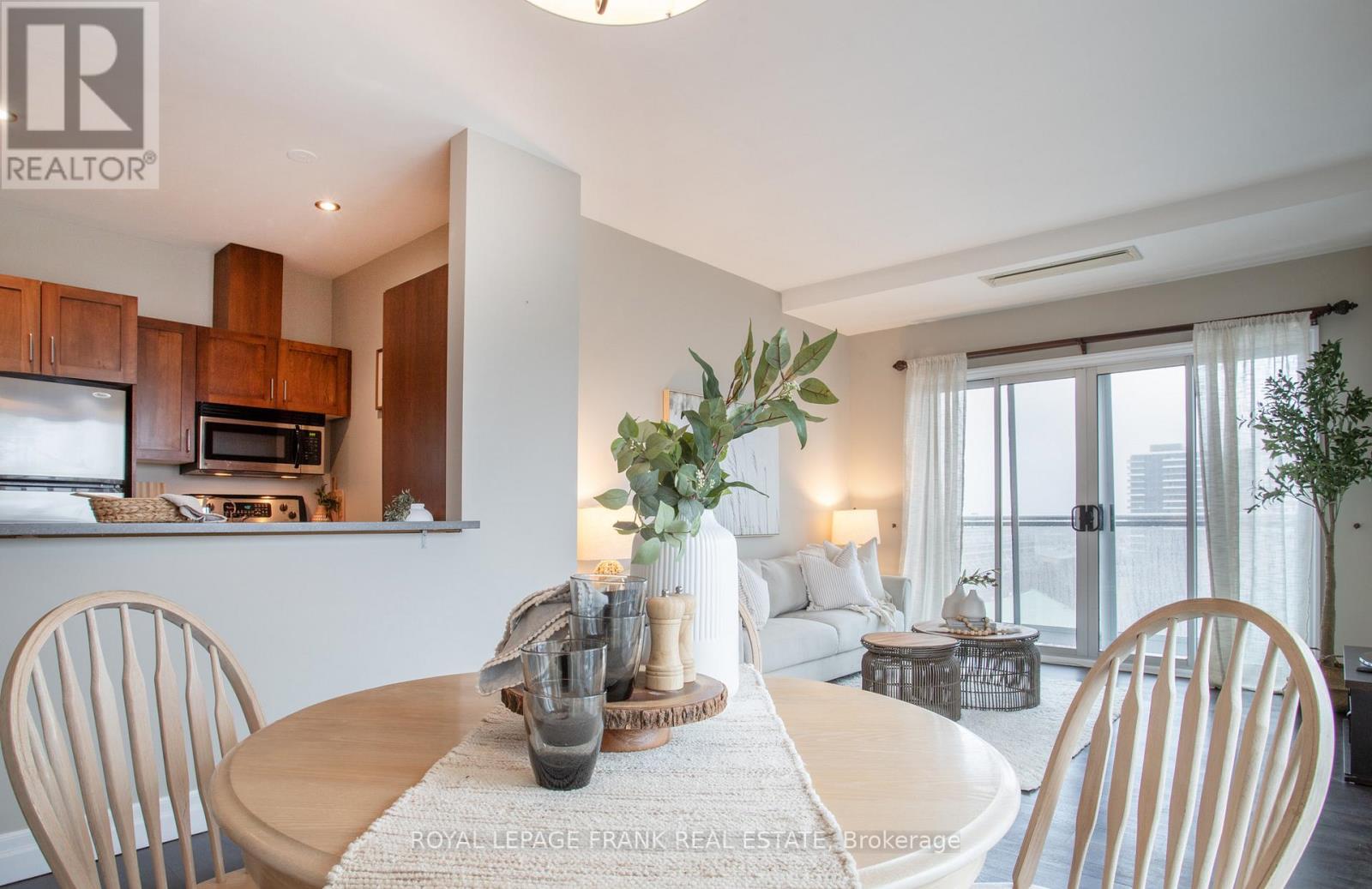 905 - 44 Bond Street W, Oshawa, Ontario  L1G 6R2 - Photo 15 - E12985384