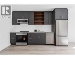 88 EVERETT Common, St. Catharines, Ontario