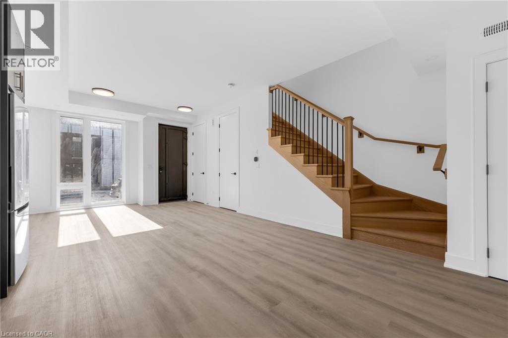 84 Everett Common, St. Catharines, Ontario  L2P 0H1 - Photo 5 - 40818612