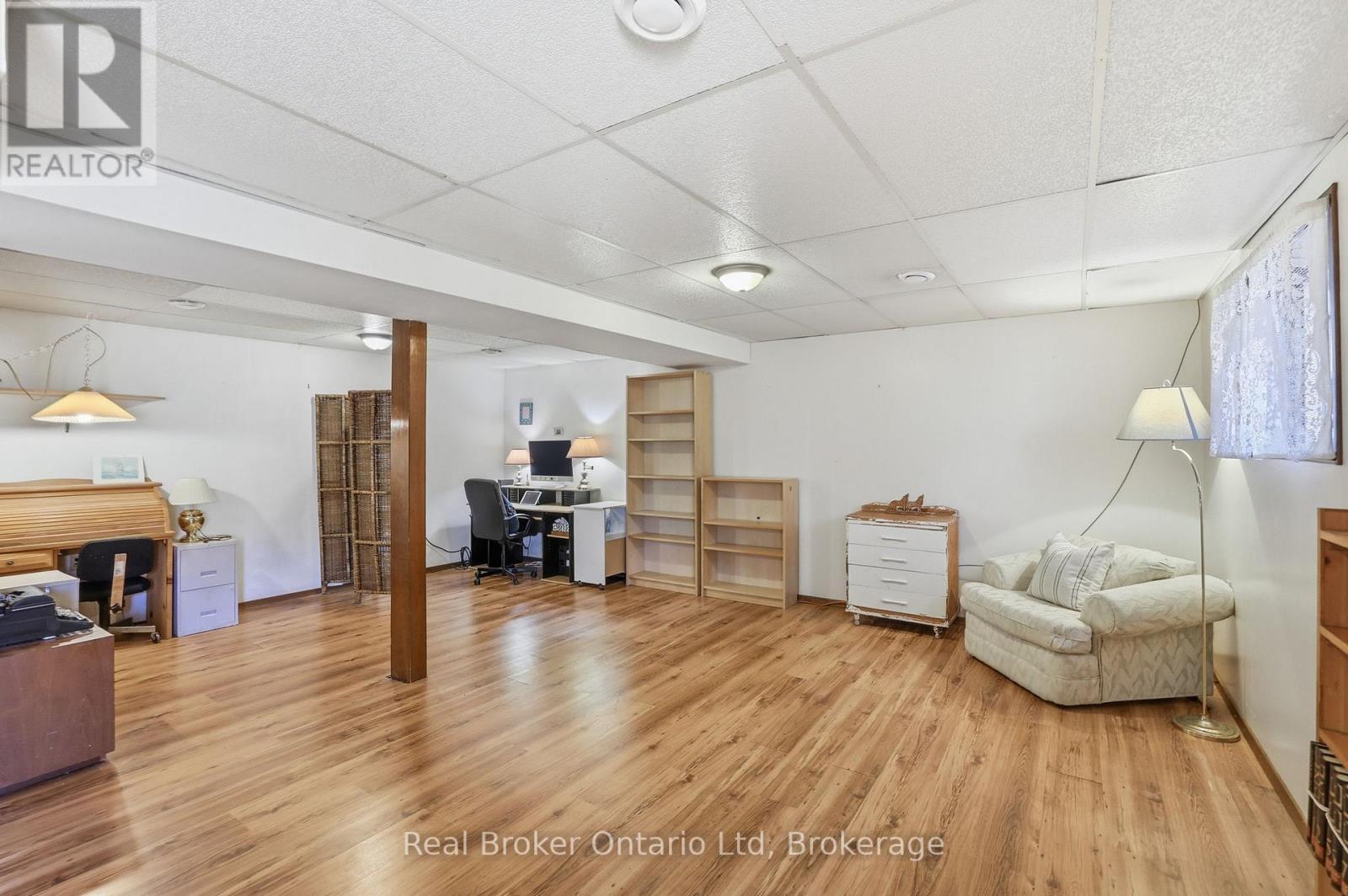 59 Grayview Drive, Grey Highlands, Ontario  N0C 1H0 - Photo 12 - X12985518