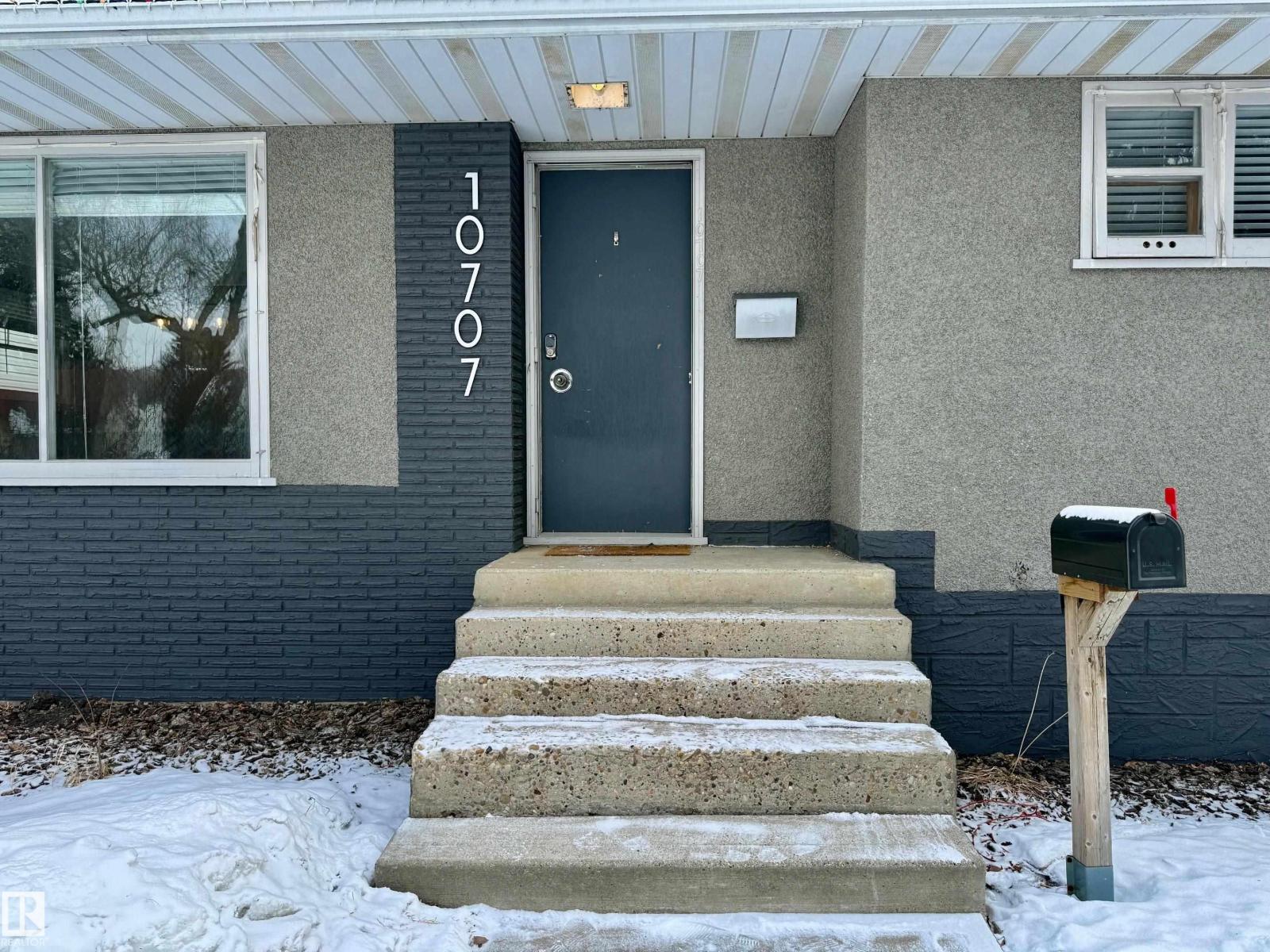 10707 129 St Nw, Edmonton, Alberta  T5N 1Y2 - Photo 2 - E4465095