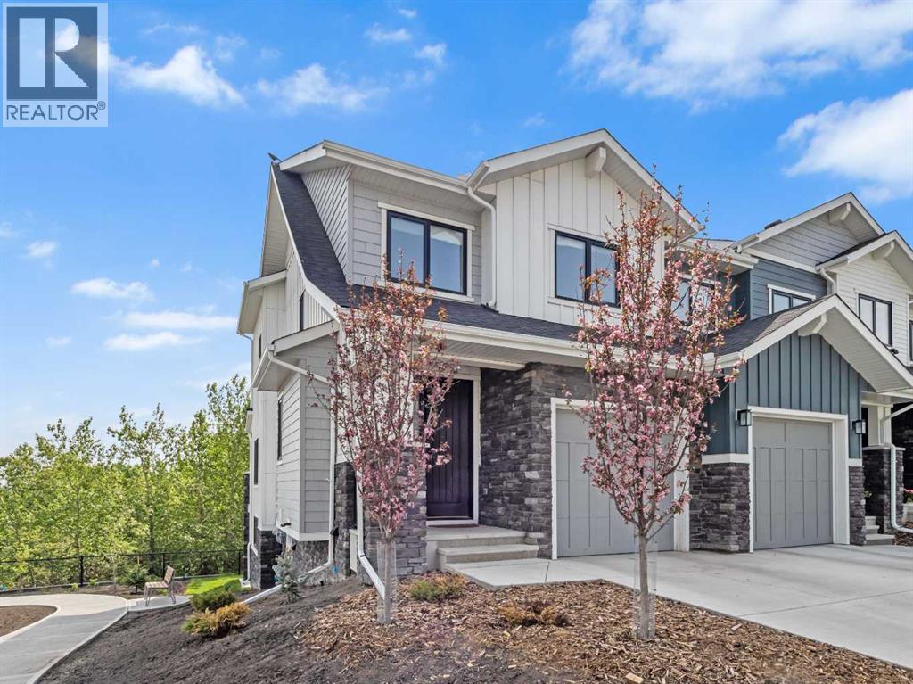 130 Crestridge Common Sw, Calgary, Alberta  T3B 6J5 - Photo 2 - A2296370