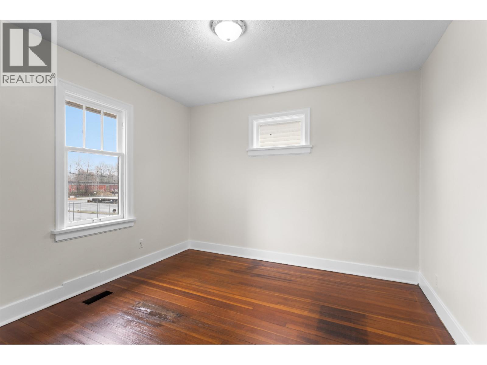 454 Rousseau Street, New Westminster, British Columbia  V3L 3R3 - Photo 10 - R3109448