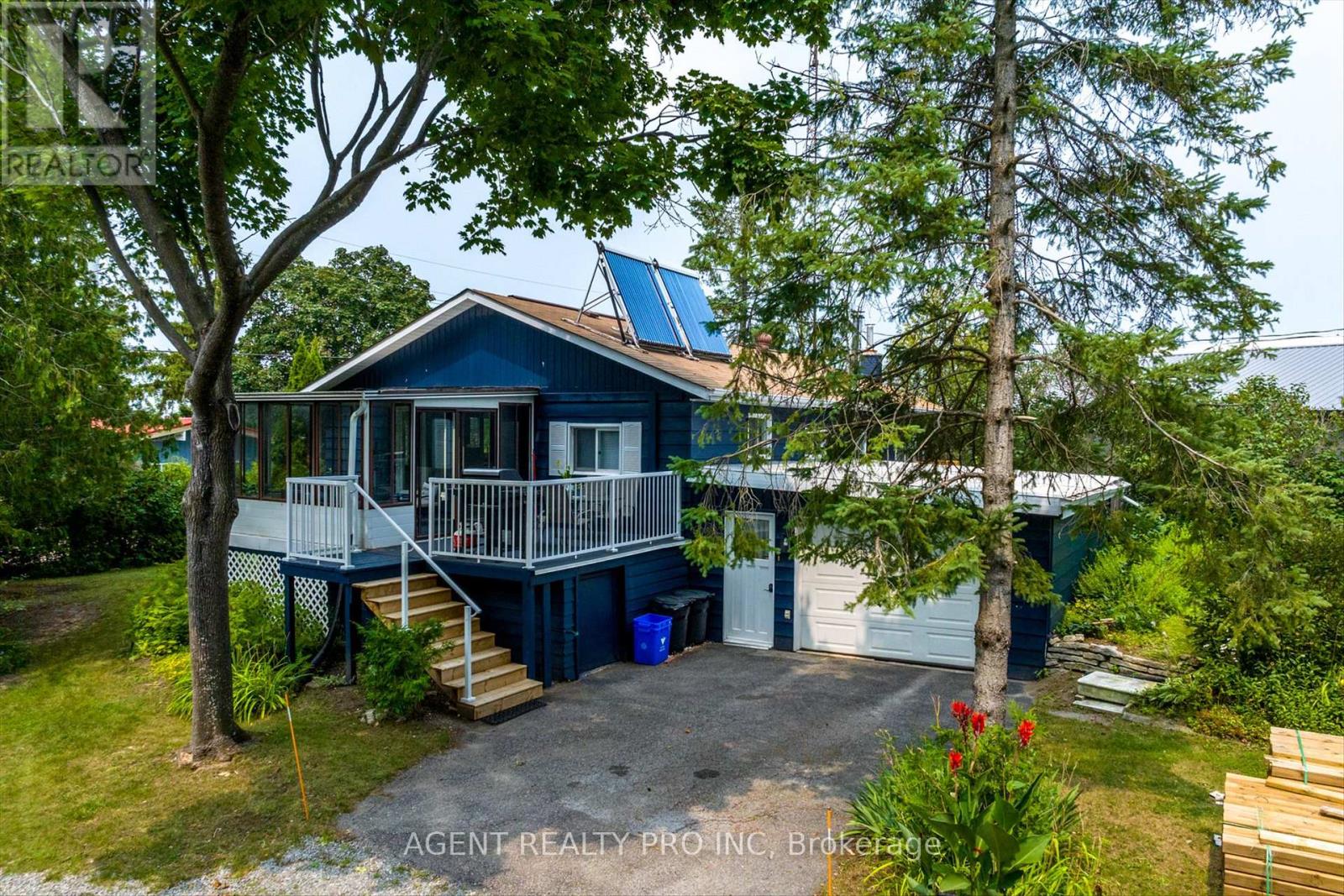21 Oriole Road, Kawartha Lakes, Ontario  K0M 1N0 - Photo 2 - X12985456
