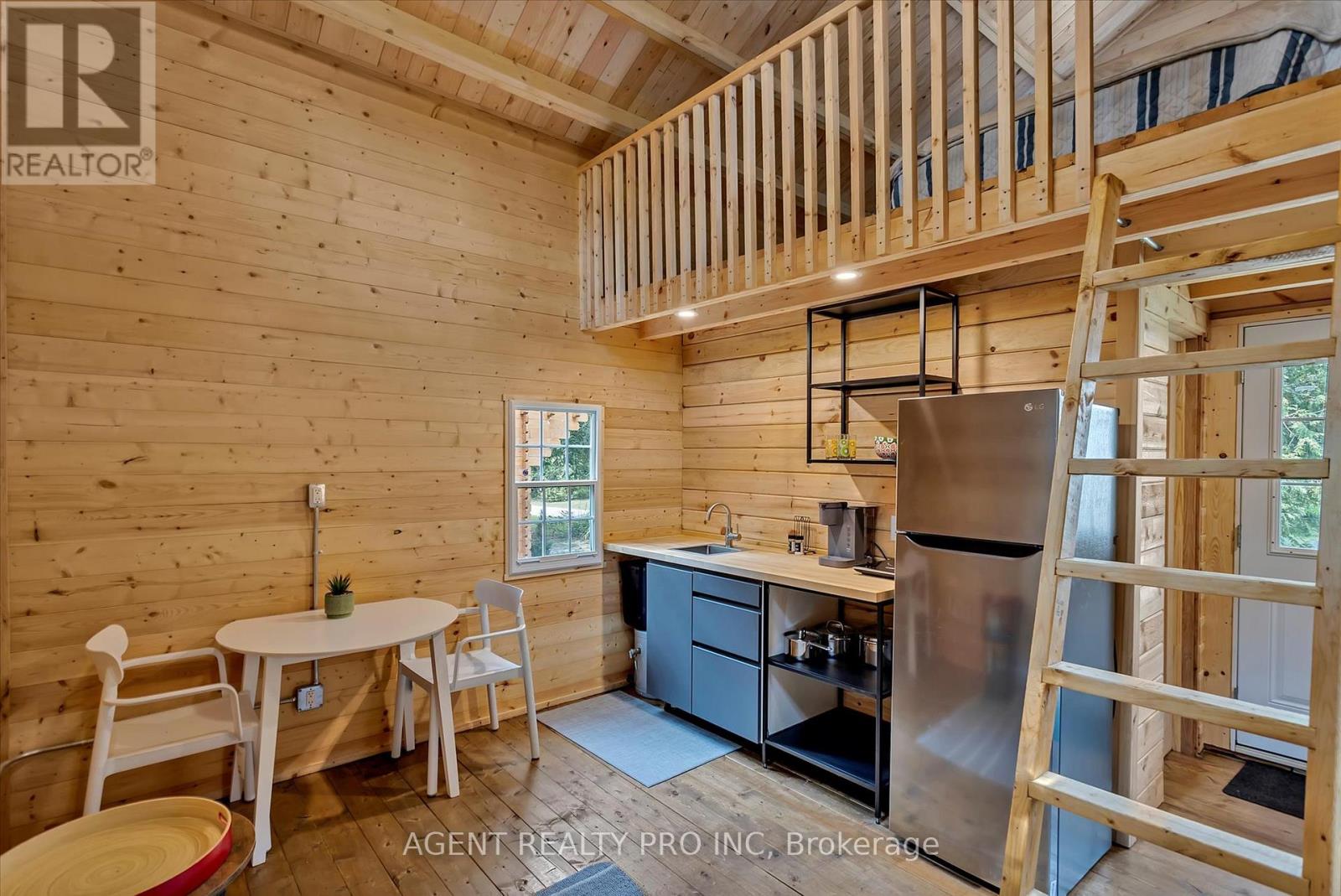 21 Oriole Road, Kawartha Lakes, Ontario  K0M 1N0 - Photo 36 - X12985456