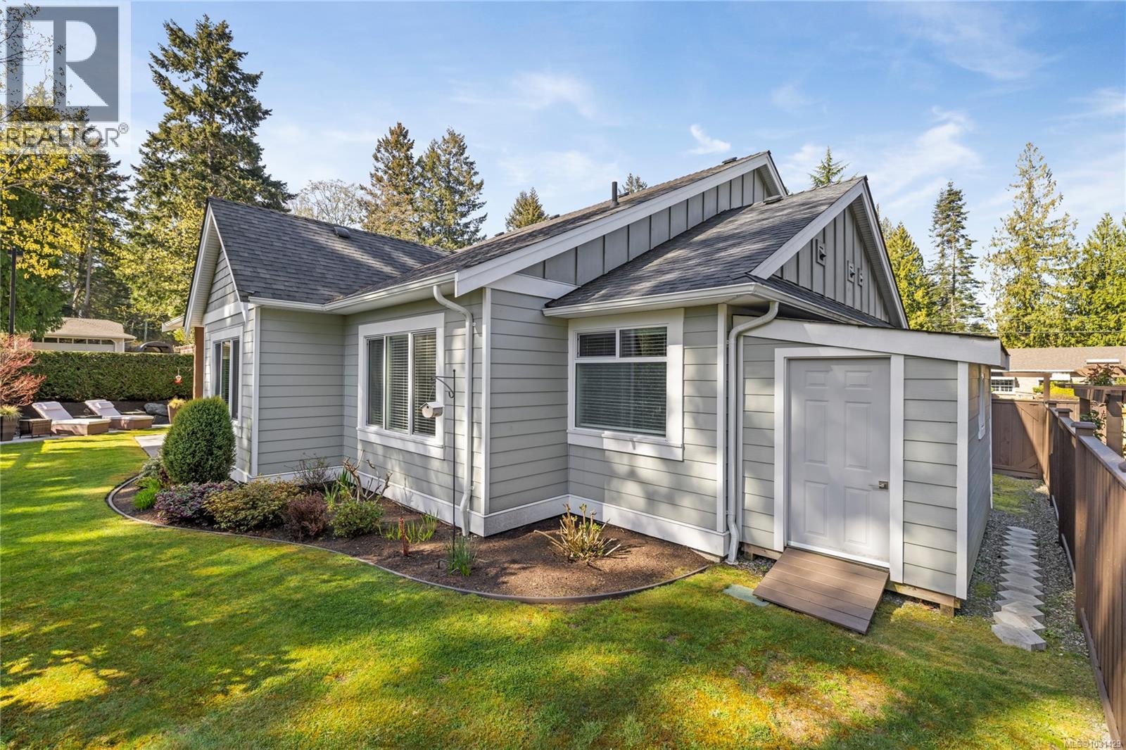 651 Eaglecrest Dr, Qualicum Beach, British Columbia  V9K 1E4 - Photo 18 - 1031429