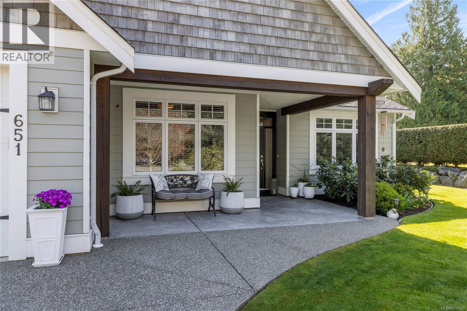 651 Eaglecrest Dr, Qualicum Beach, British Columbia  V9K 1E4 - Photo 46 - 1031429