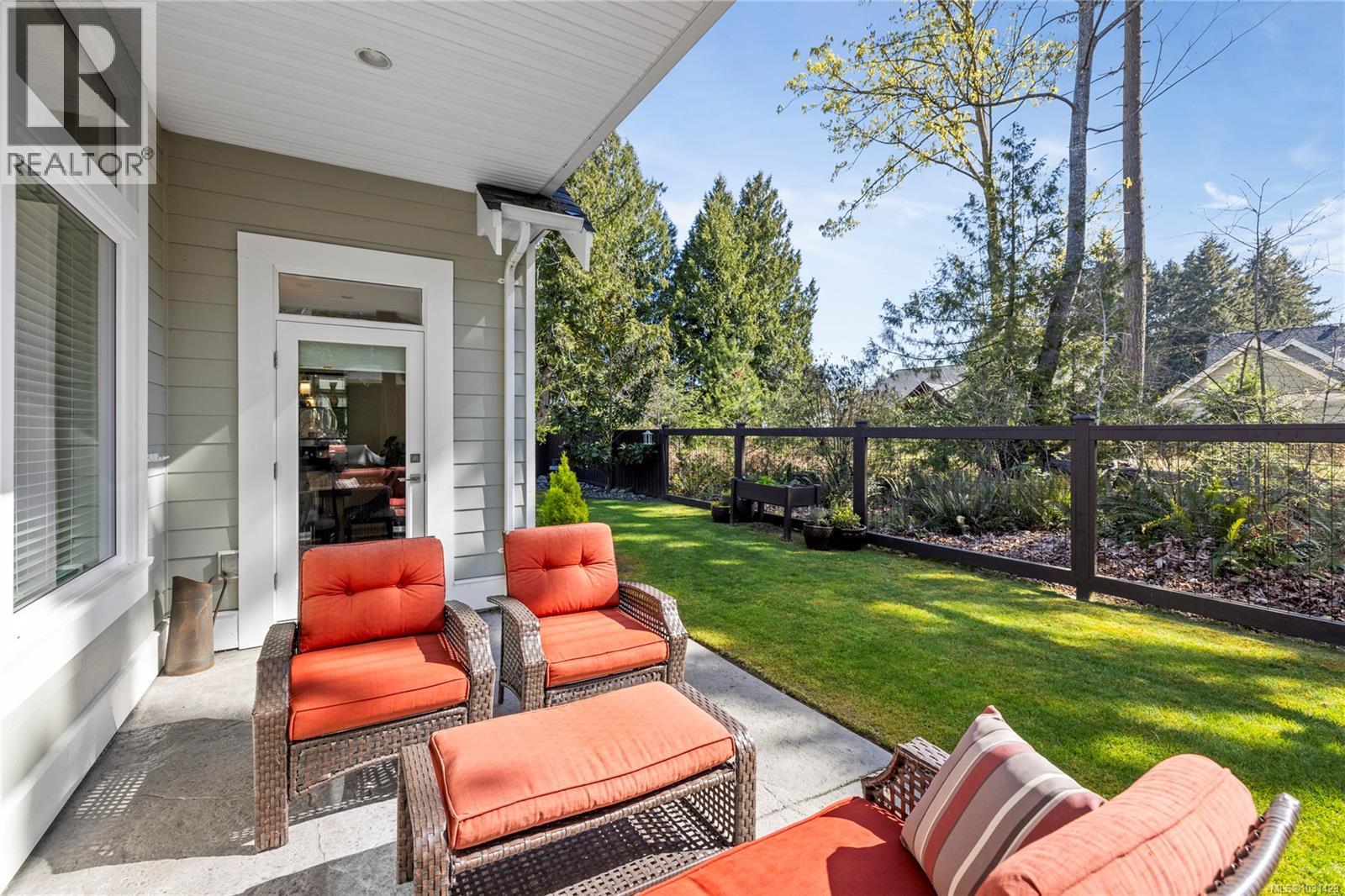 651 Eaglecrest Dr, Qualicum Beach, British Columbia  V9K 1E4 - Photo 53 - 1031429