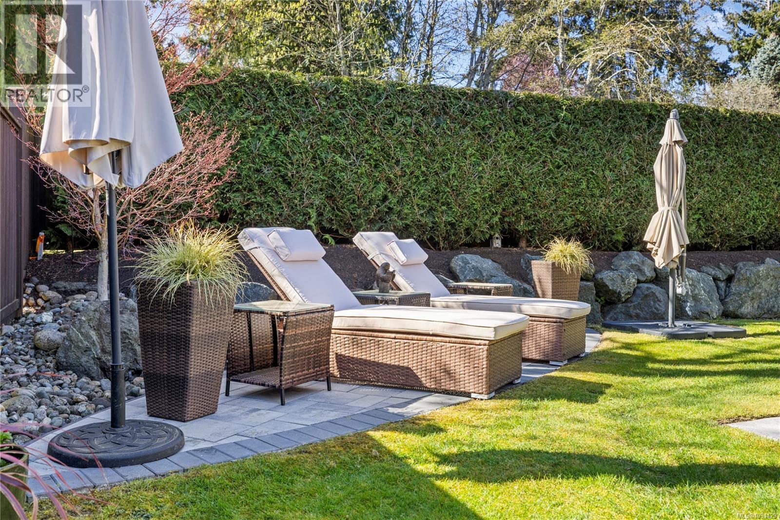 651 Eaglecrest Dr, Qualicum Beach, British Columbia  V9K 1E4 - Photo 54 - 1031429