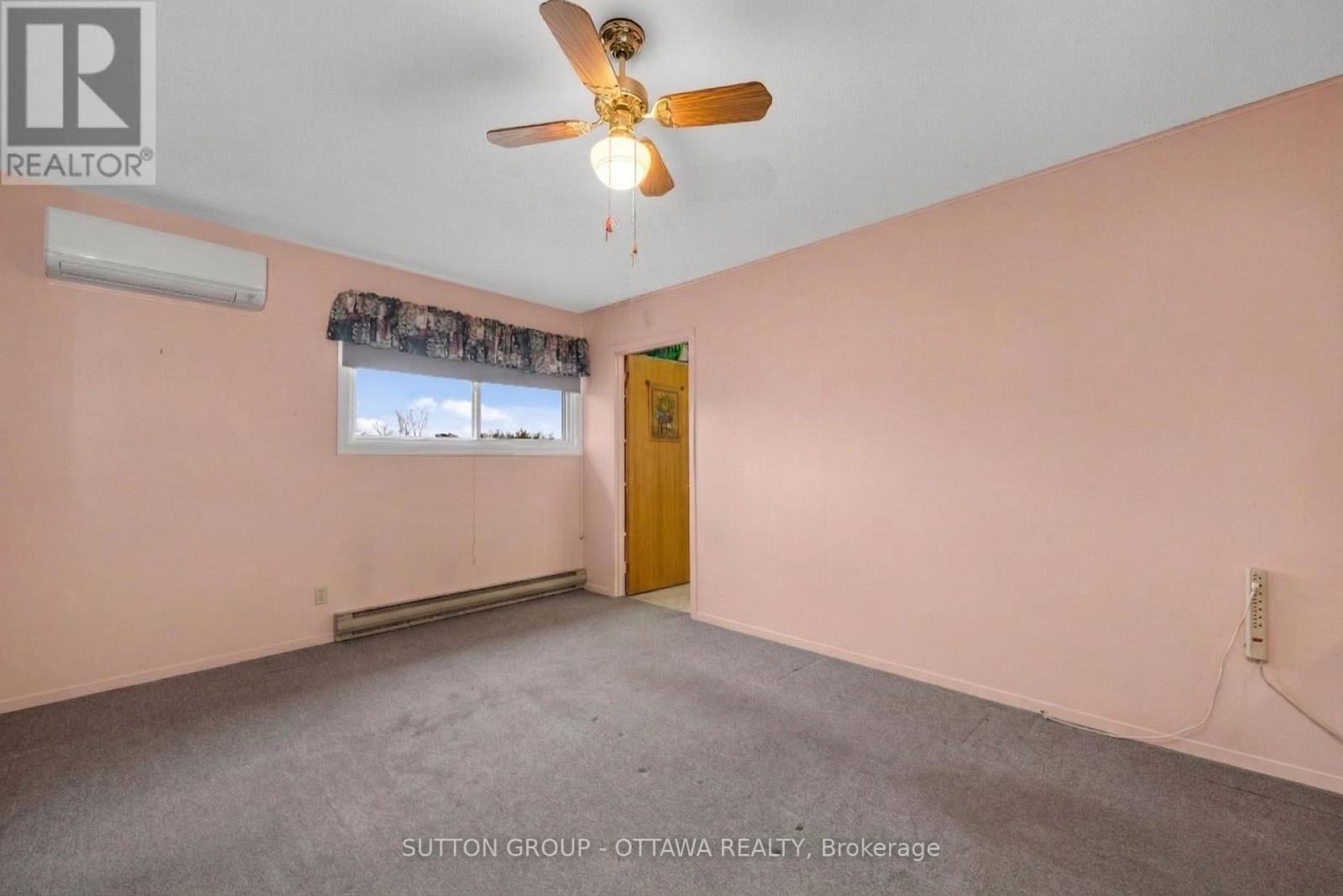 1112 St Pierre Street, Ottawa, Ontario  K1C 1L5 - Photo 12 - X12985406