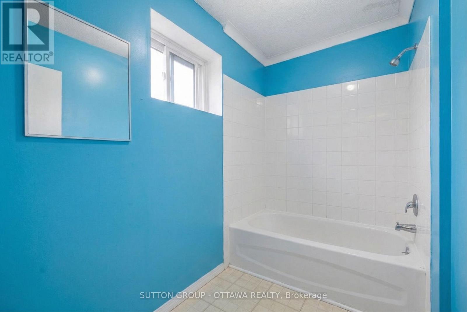 1112 St Pierre Street, Ottawa, Ontario  K1C 1L5 - Photo 26 - X12985406