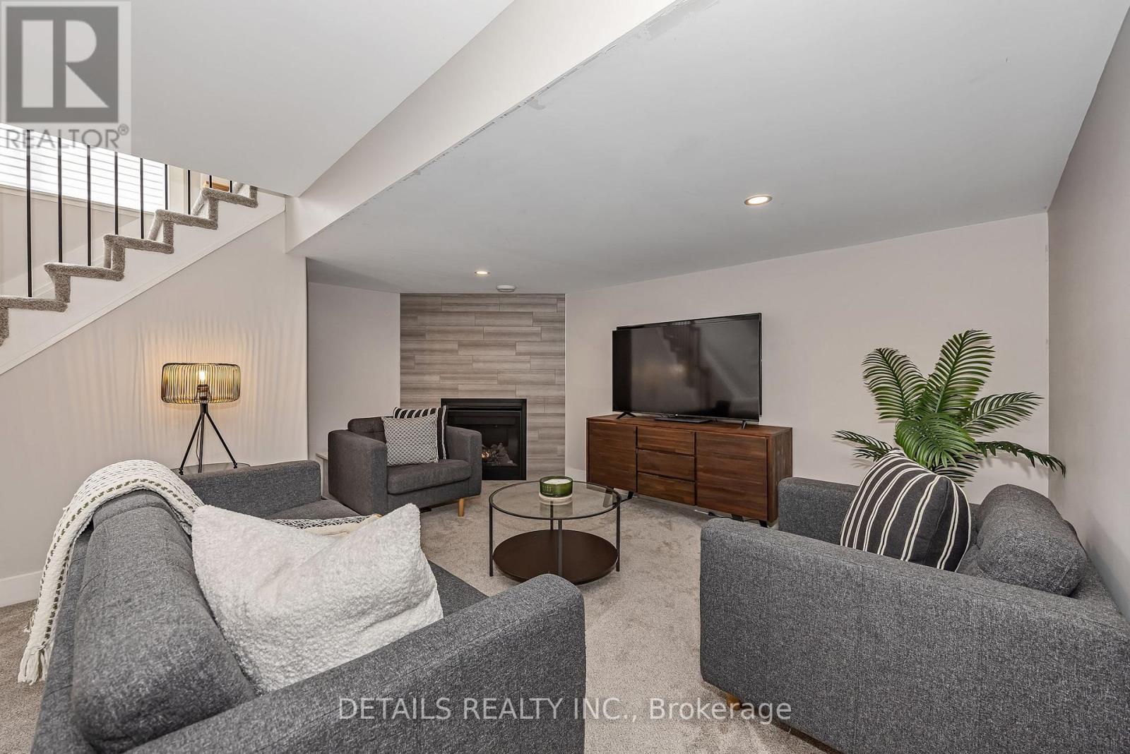 325 Proud Walk, Ottawa, Ontario  K2S 2L6 - Photo 23 - X12985430