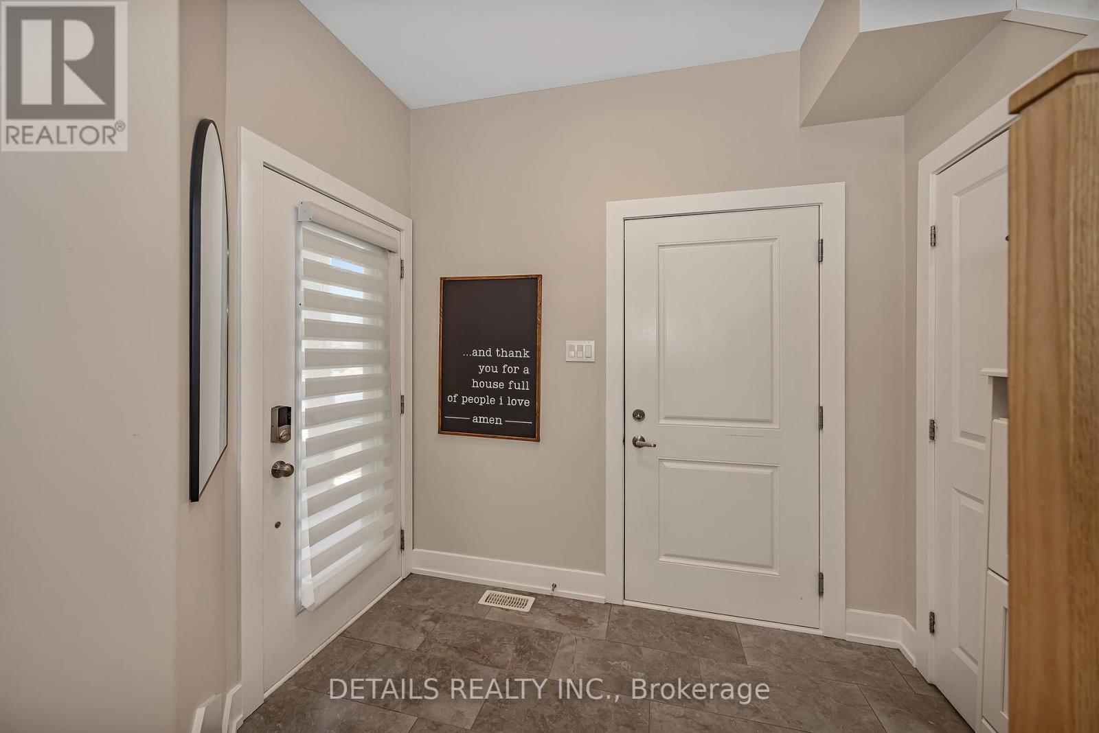 325 Proud Walk, Ottawa, Ontario  K2S 2L6 - Photo 4 - X12985430