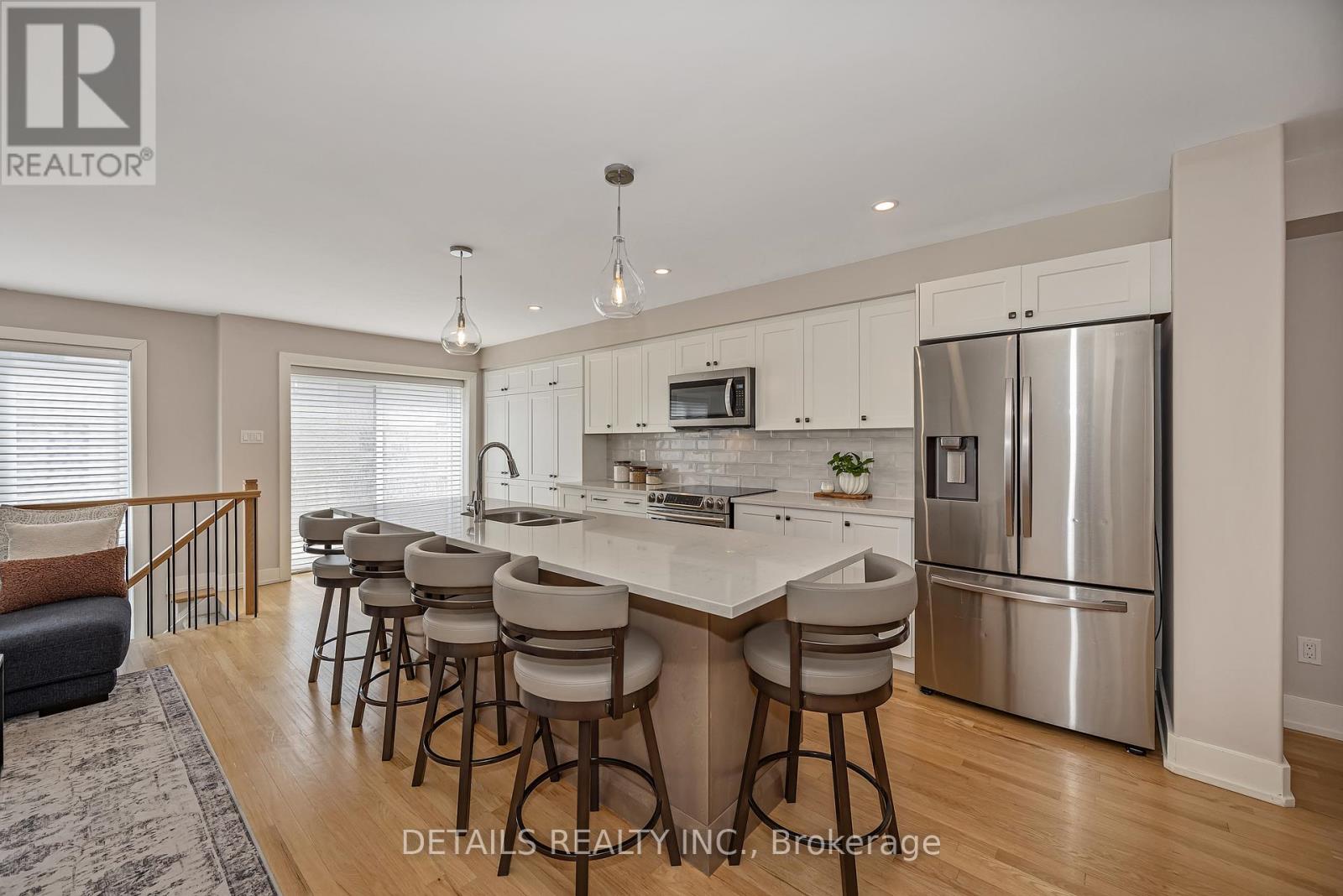 325 Proud Walk, Ottawa, Ontario  K2S 2L6 - Photo 7 - X12985430