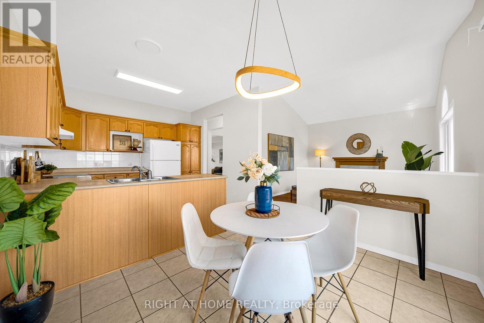 1566 Rumford Drive, Ottawa, Ontario  K4A 4C1 - Photo 13 - X12985496