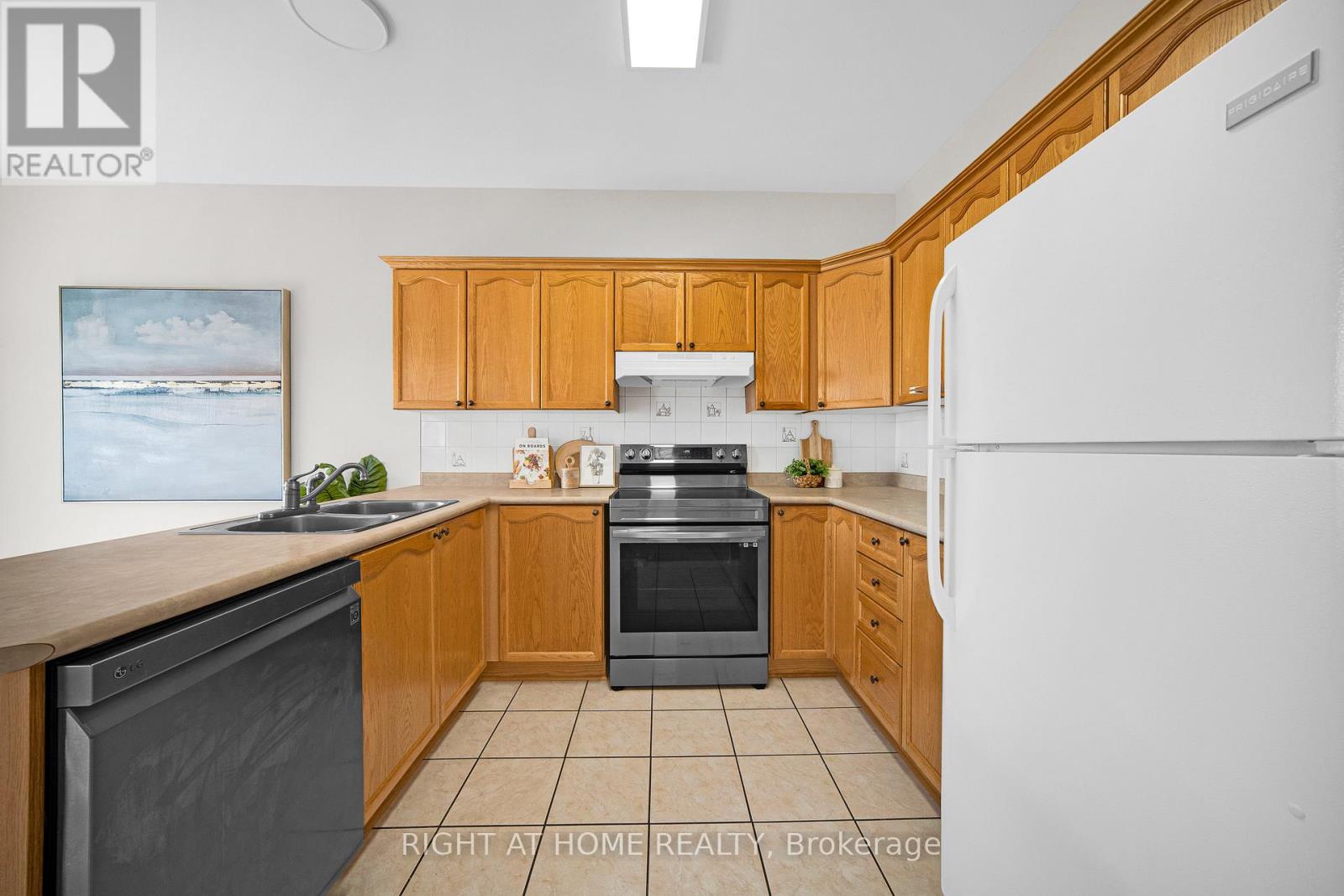 1566 Rumford Drive, Ottawa, Ontario  K4A 4C1 - Photo 14 - X12985496