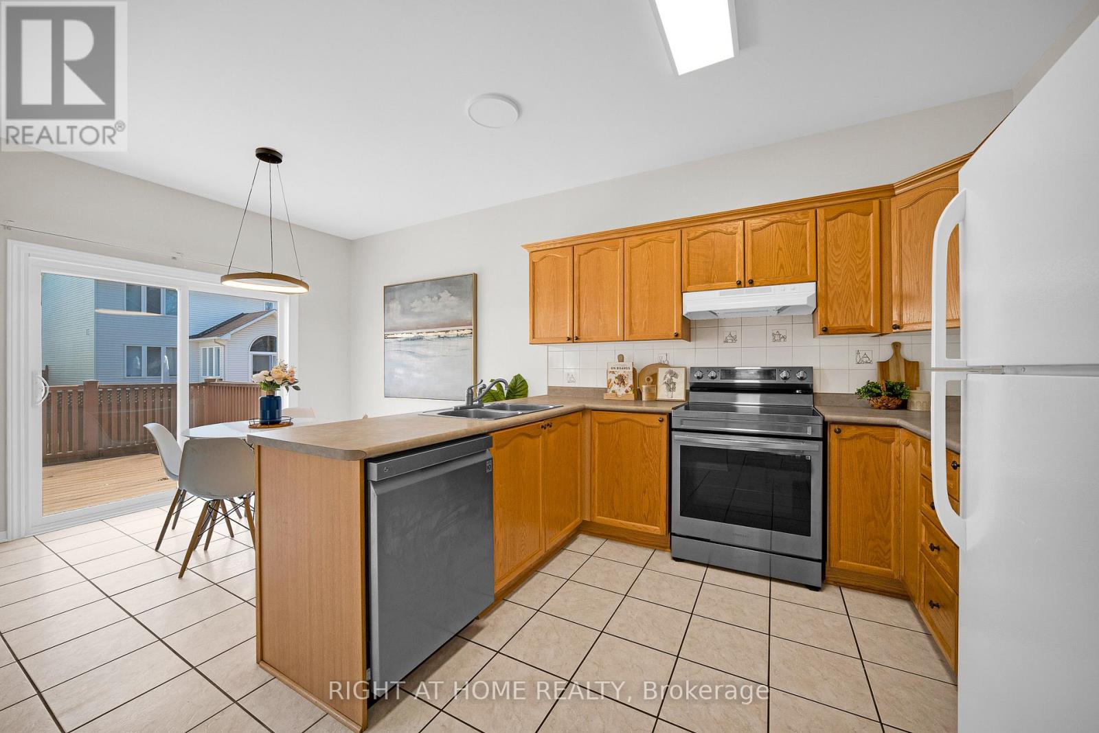 1566 Rumford Drive, Ottawa, Ontario  K4A 4C1 - Photo 15 - X12985496