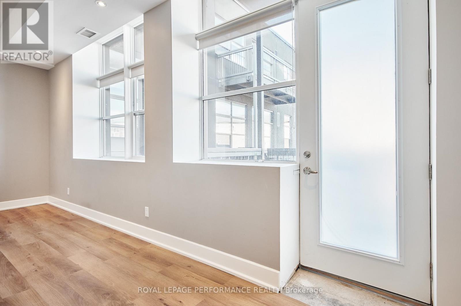 212 - 345 St Denis Street, Ottawa, Ontario  K1L 5J1 - Photo 12 - X12985536