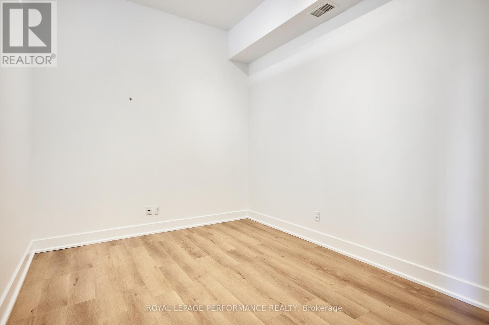 212 - 345 St Denis Street, Ottawa, Ontario  K1L 5J1 - Photo 17 - X12985536