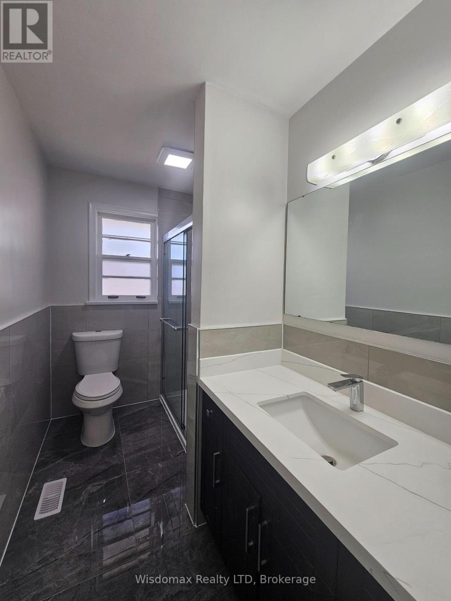 Upper Level - 5881 Britannia Crescent, Niagara Falls, Ontario  L2G 1C2 - Photo 11 - X12985424