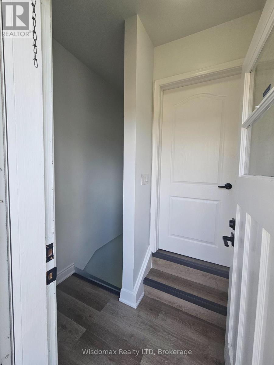 Beasment - 5881 Britannia Crescent, Niagara Falls, Ontario  L2G 1C2 - Photo 5 - X12985526