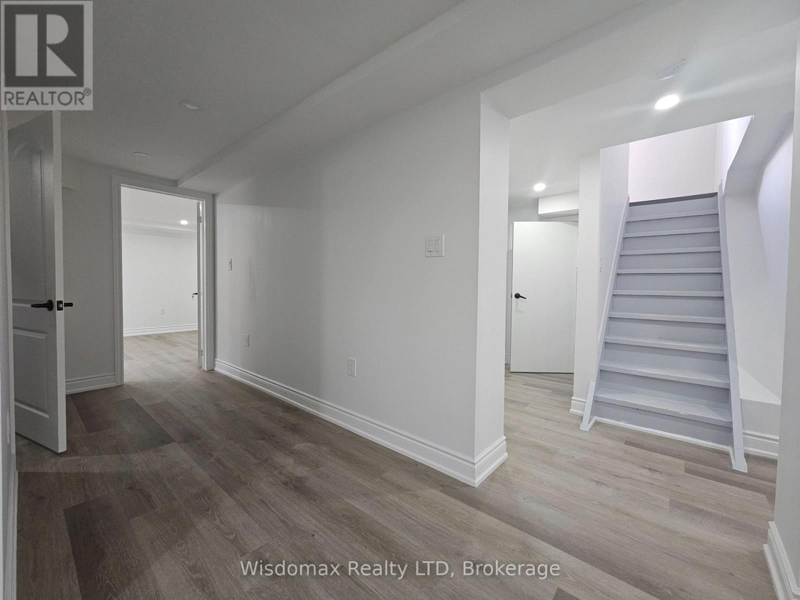 Beasment - 5881 Britannia Crescent, Niagara Falls, Ontario  L2G 1C2 - Photo 6 - X12985526