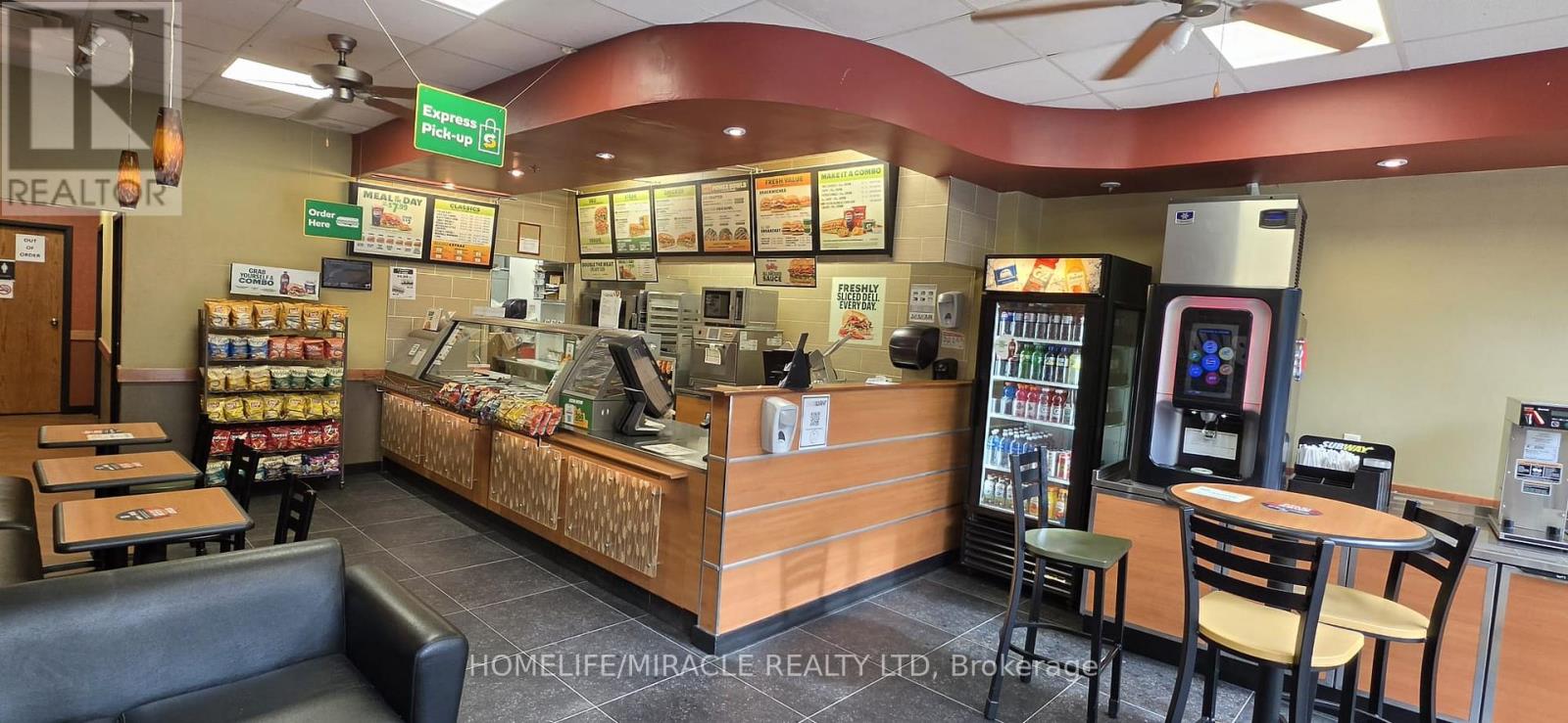 #3 - 320 Richmond Street E, Toronto, Ontario  M5A 1P9 - Photo 2 - C12985390