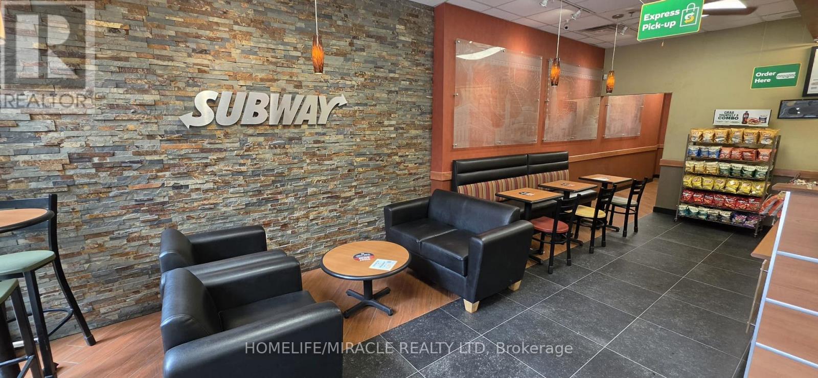 #3 - 320 Richmond Street E, Toronto, Ontario  M5A 1P9 - Photo 4 - C12985390