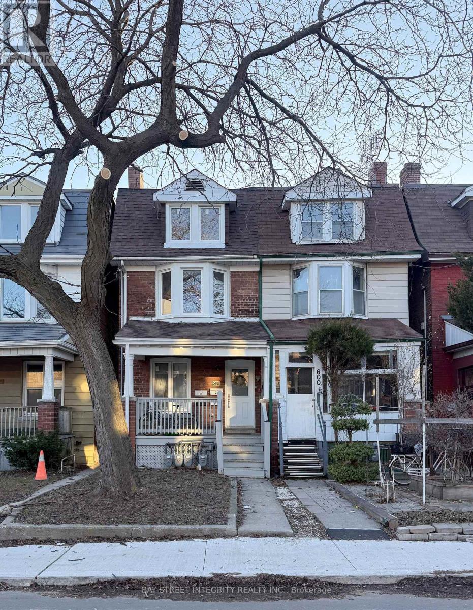 A - 598 Crawford Street, Toronto, Ontario  M6G 3K2 - Photo 14 - C12985474