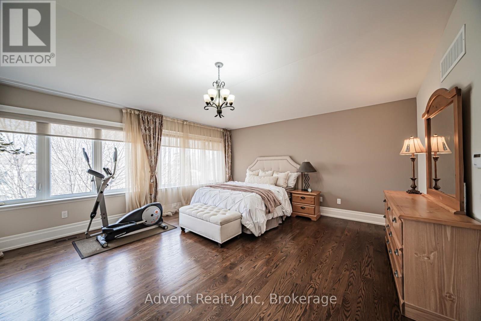 136 Homewood Avenue, Toronto, Ontario  M2M 1K3 - Photo 13 - C12985480