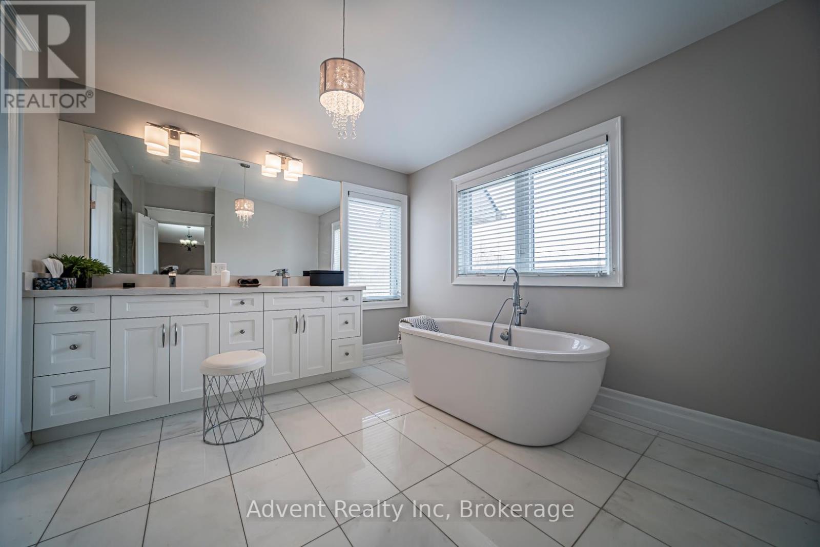 136 Homewood Avenue, Toronto, Ontario  M2M 1K3 - Photo 16 - C12985480