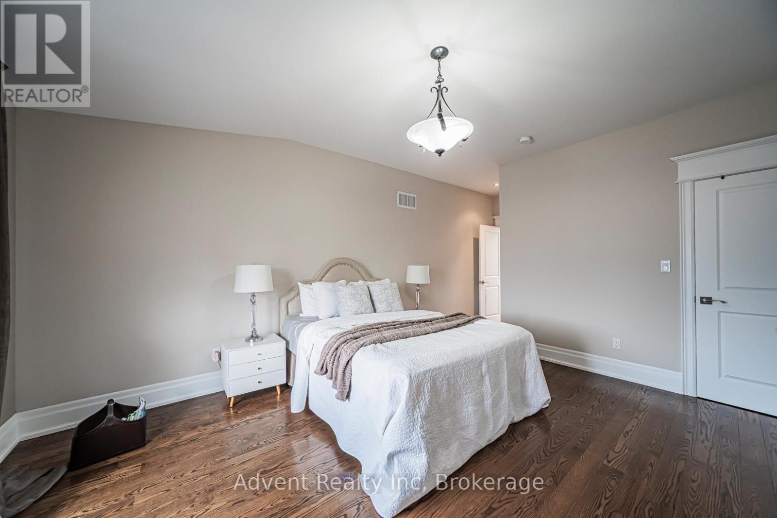 136 Homewood Avenue, Toronto, Ontario  M2M 1K3 - Photo 19 - C12985480
