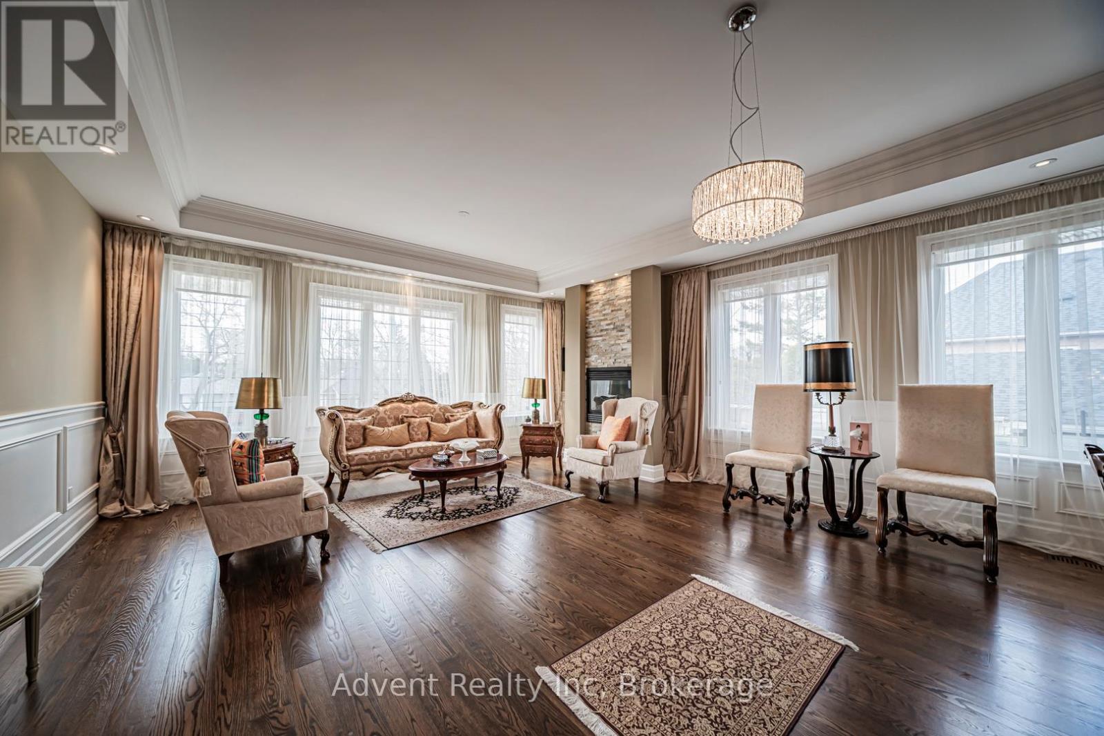 136 Homewood Avenue, Toronto, Ontario  M2M 1K3 - Photo 2 - C12985480