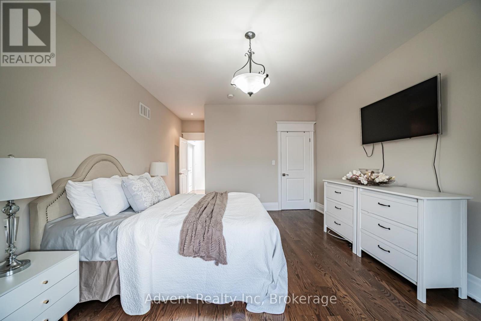 136 Homewood Avenue, Toronto, Ontario  M2M 1K3 - Photo 20 - C12985480