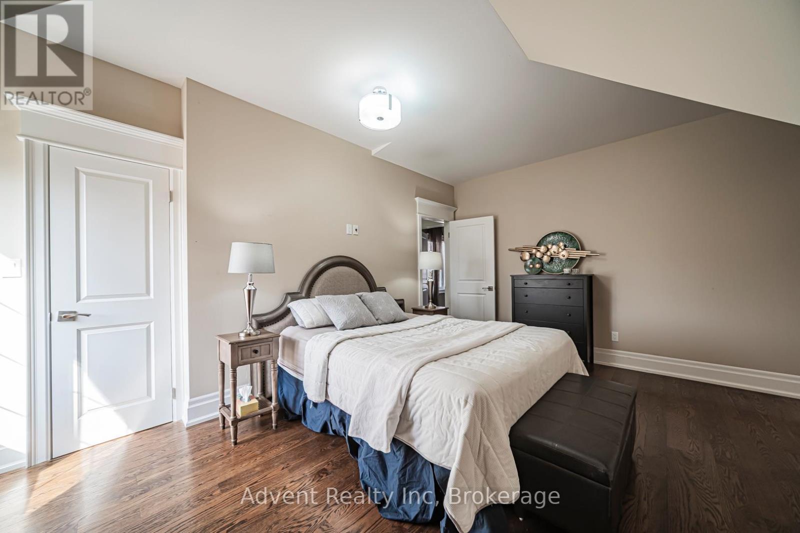 136 Homewood Avenue, Toronto, Ontario  M2M 1K3 - Photo 23 - C12985480