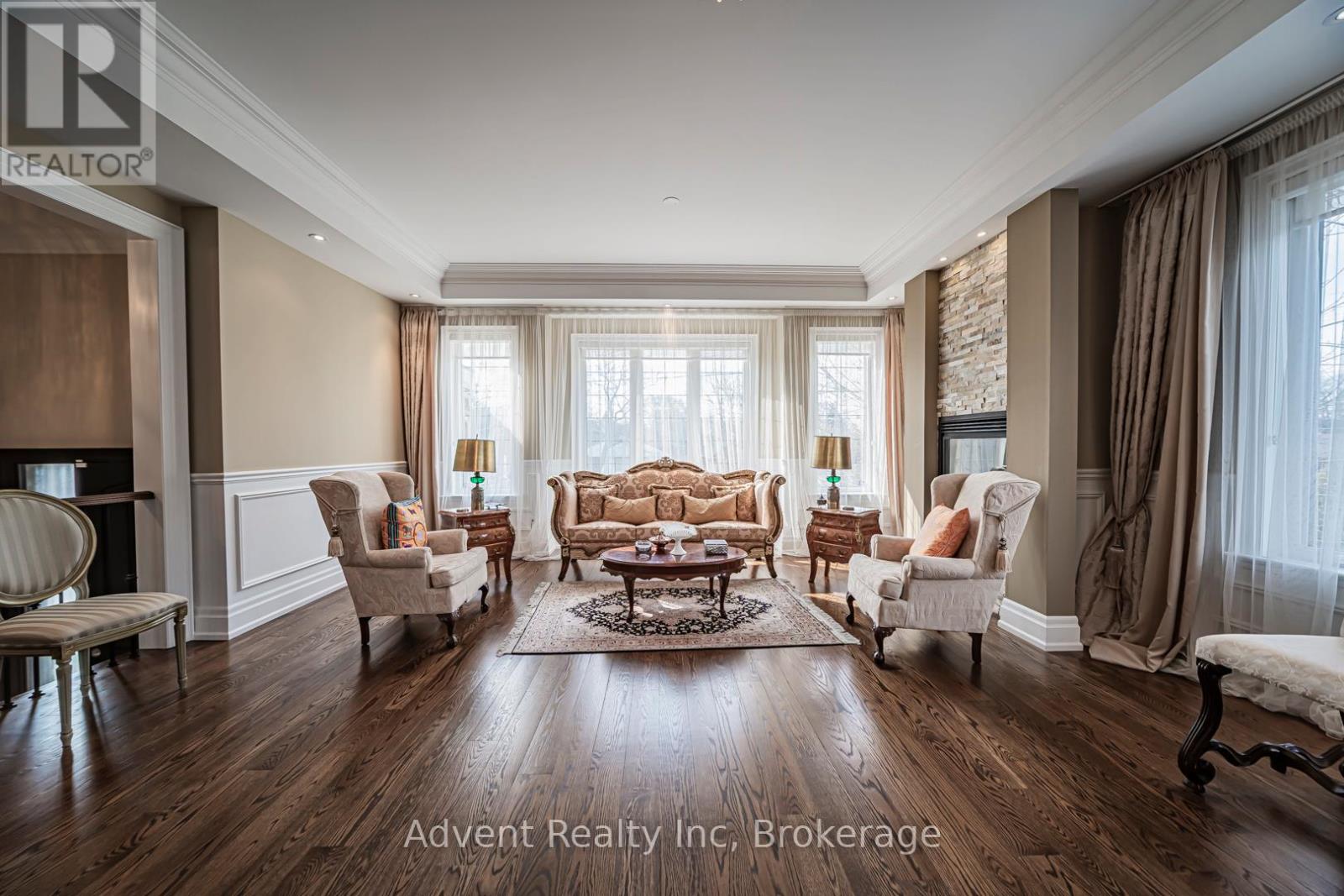 136 Homewood Avenue, Toronto, Ontario  M2M 1K3 - Photo 3 - C12985480