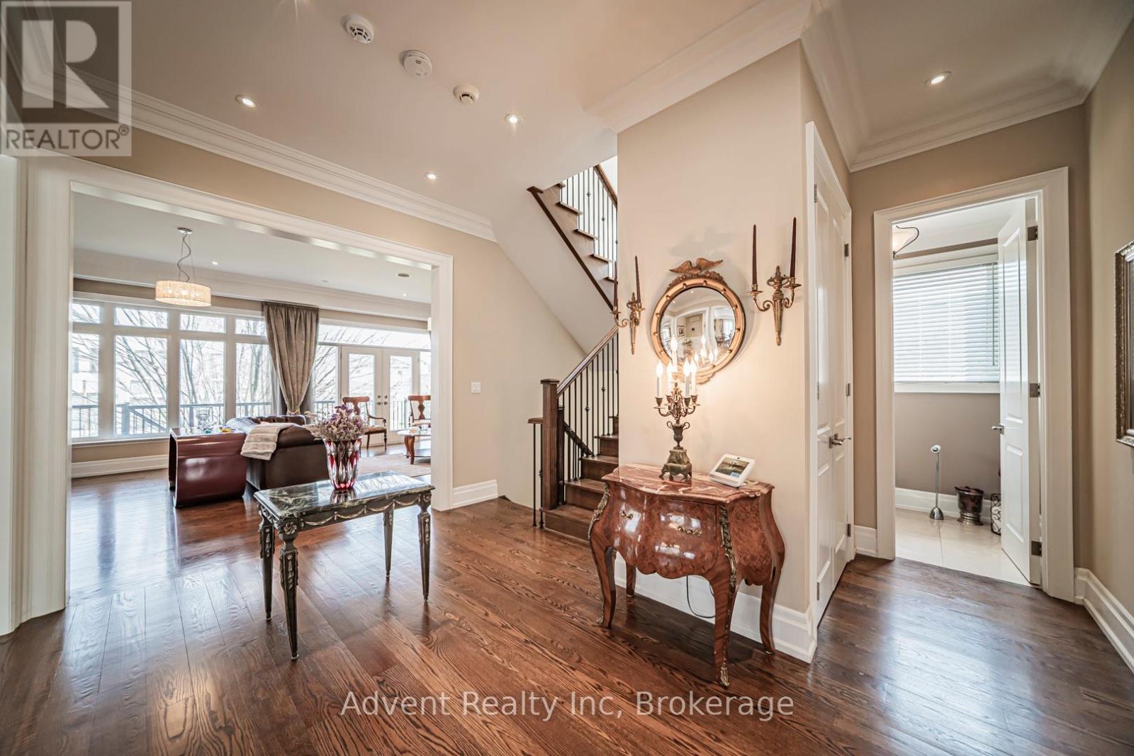 136 Homewood Avenue, Toronto, Ontario  M2M 1K3 - Photo 6 - C12985480