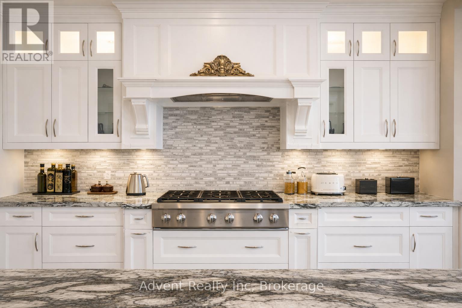 136 Homewood Avenue, Toronto, Ontario  M2M 1K3 - Photo 9 - C12985480