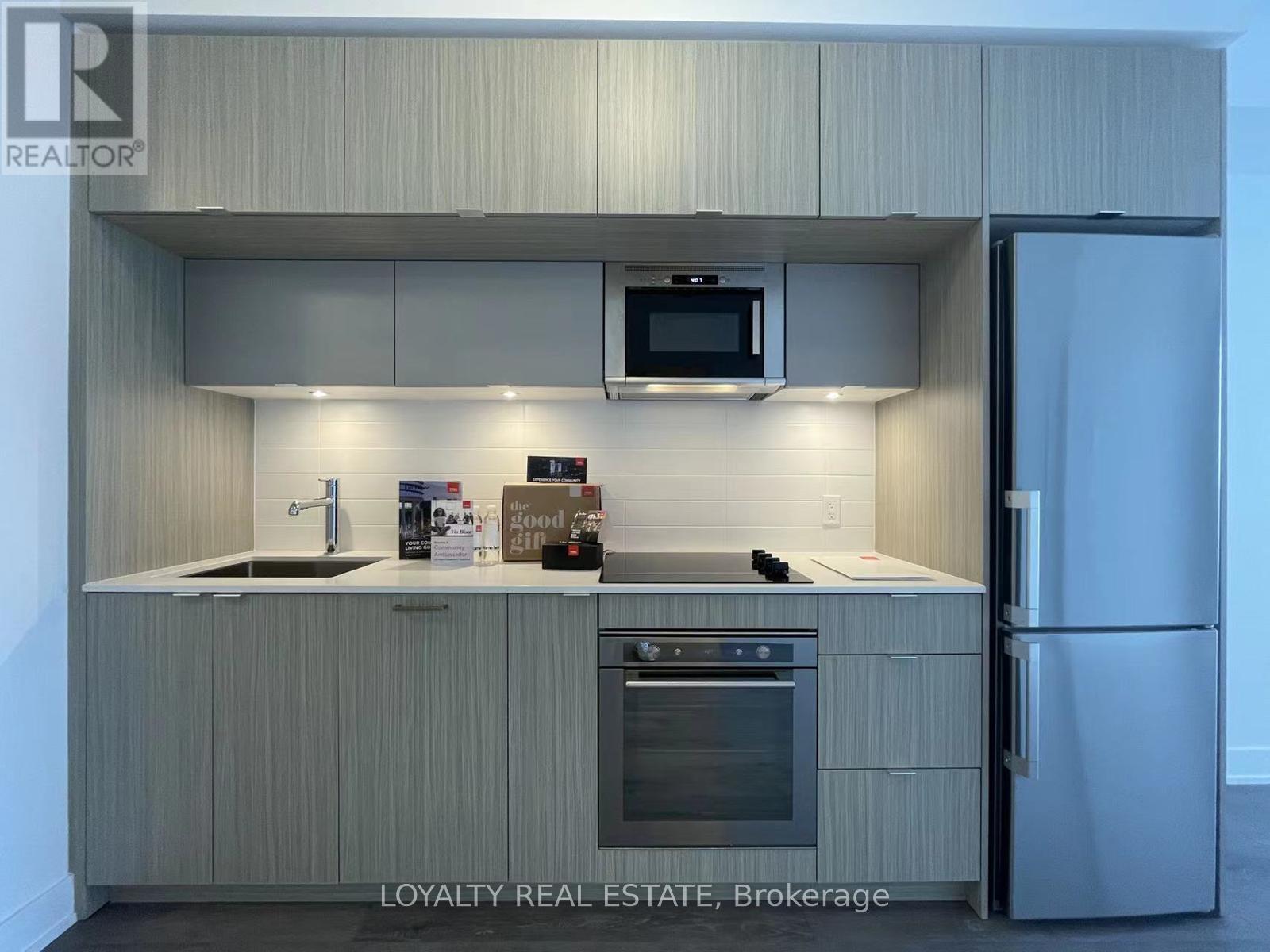 2105 - 575 BLOOR STREET E, Toronto, Ontario