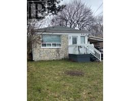 110 DARLINGSIDE DRIVE, Toronto, Ontario