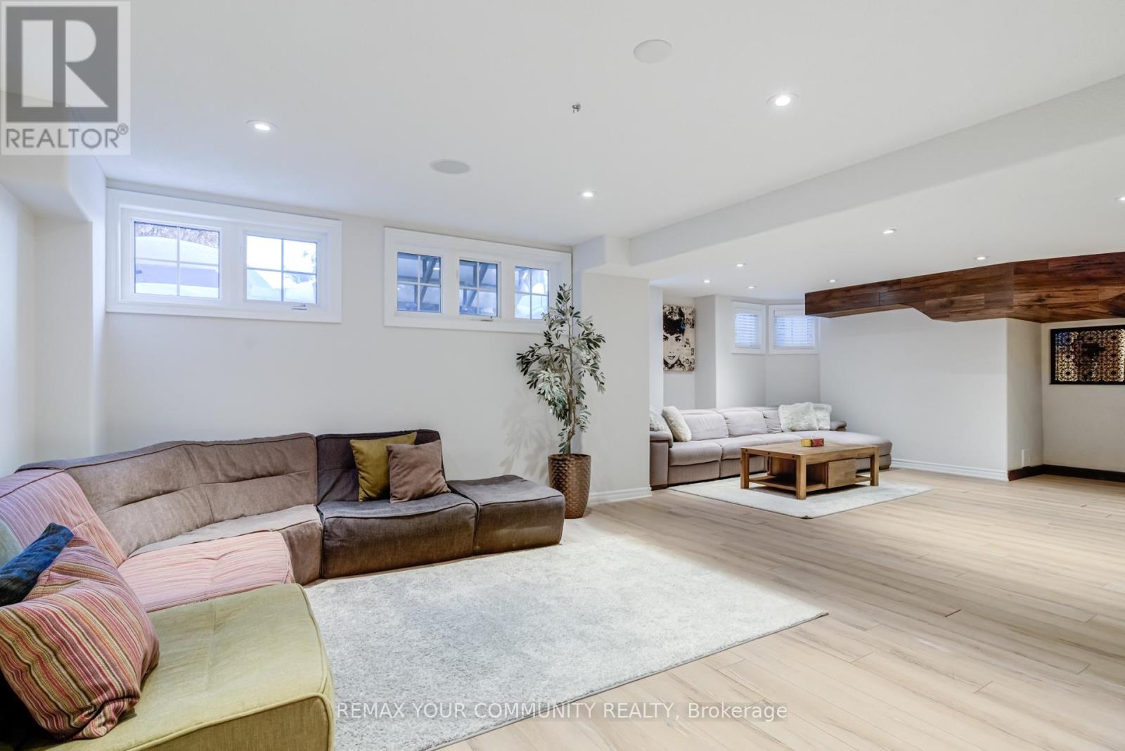 18 Sunrise Ridge Trail, Whitchurch-Stouffville, Ontario  L4A 0C9 - Photo 39 - N12985478