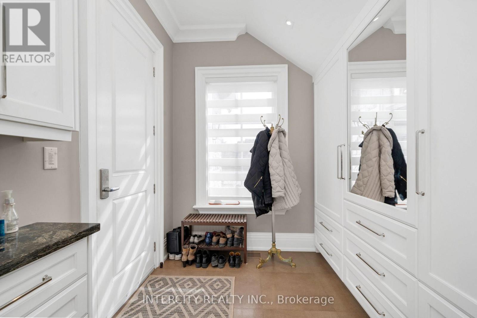 20 Orico Court, Vaughan, Ontario  L0J 1C0 - Photo 18 - N12985482