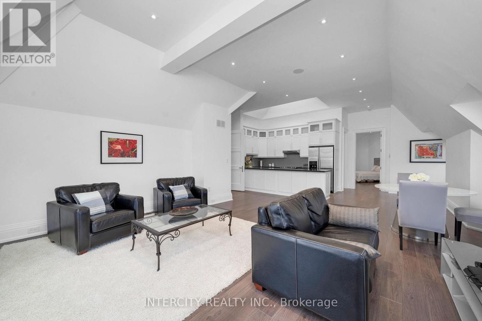 20 Orico Court, Vaughan, Ontario  L0J 1C0 - Photo 20 - N12985482