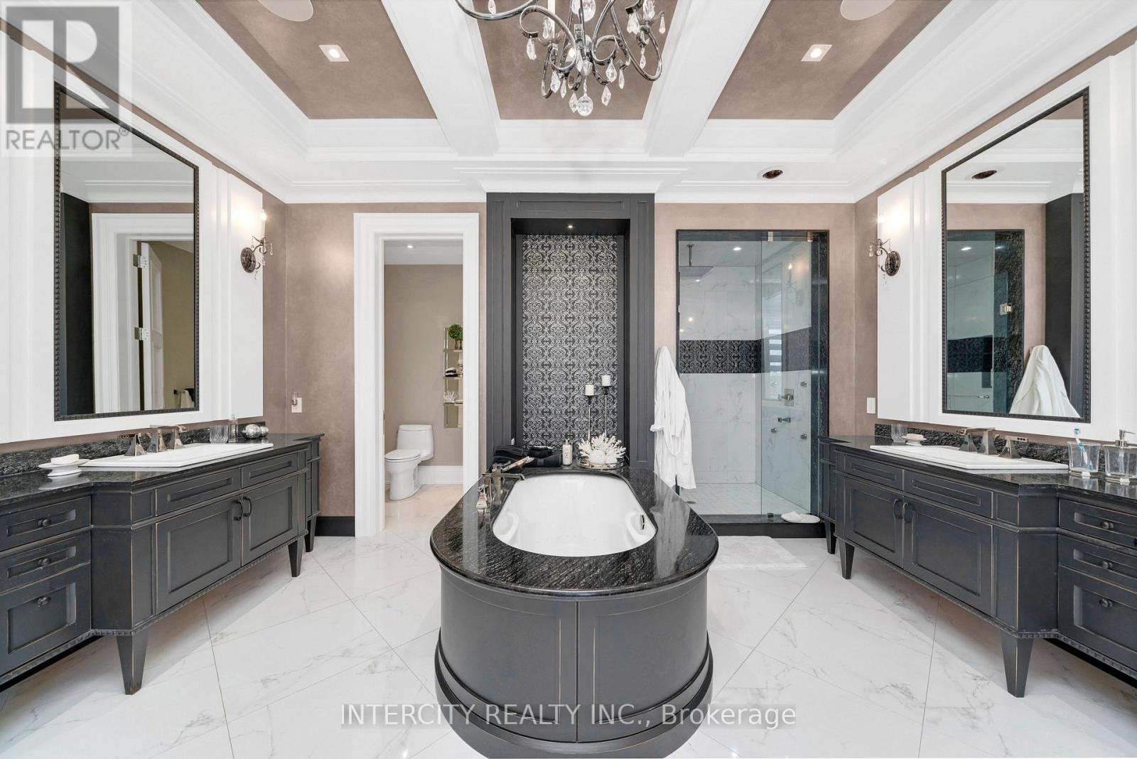 20 Orico Court, Vaughan, Ontario  L0J 1C0 - Photo 34 - N12985482