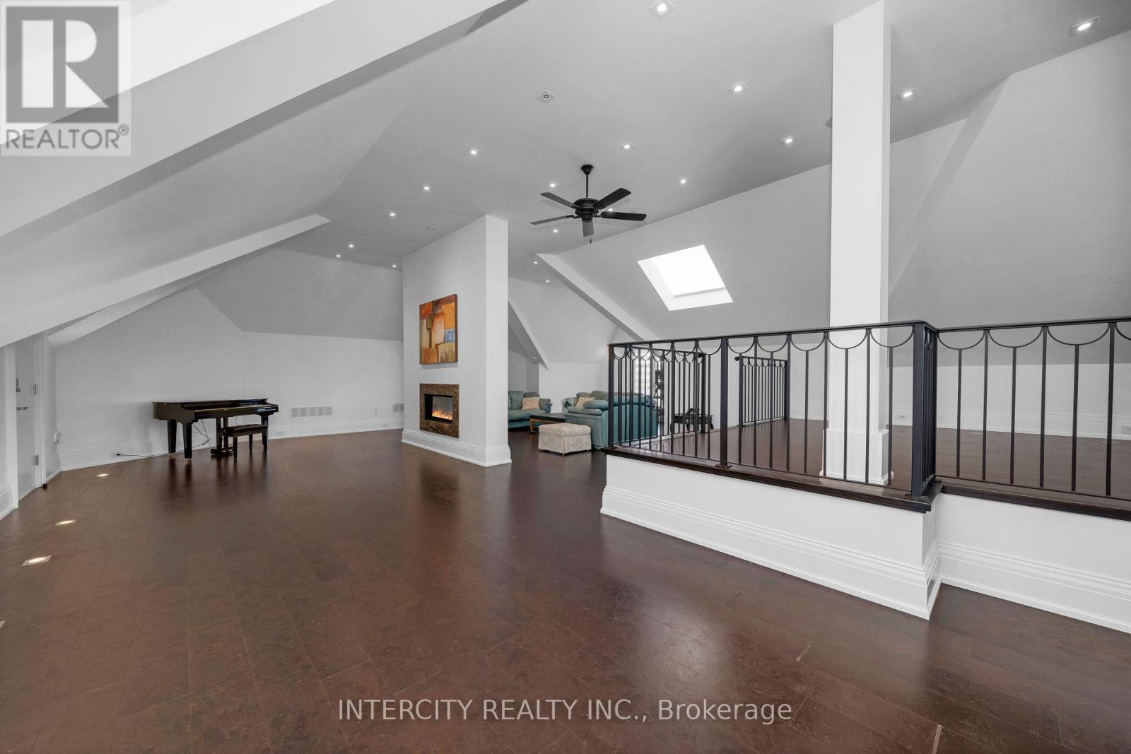 20 Orico Court, Vaughan, Ontario  L0J 1C0 - Photo 38 - N12985482