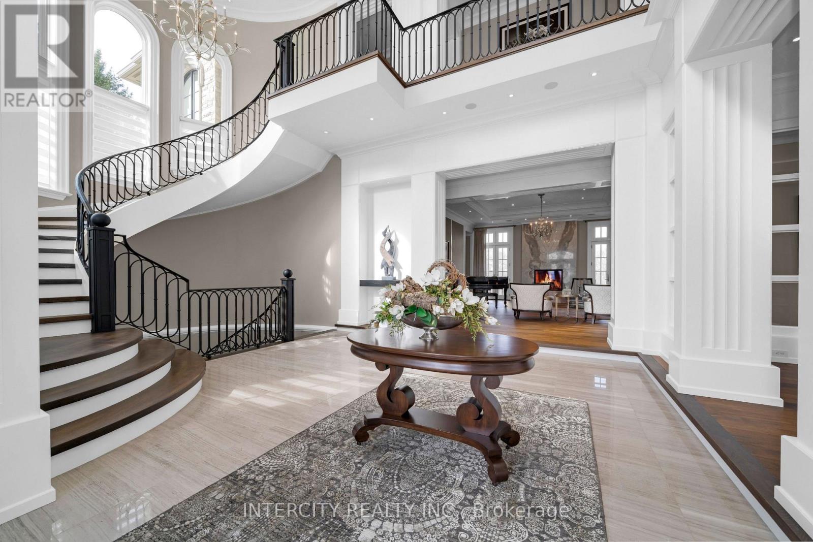 20 Orico Court, Vaughan, Ontario  L0J 1C0 - Photo 6 - N12985482