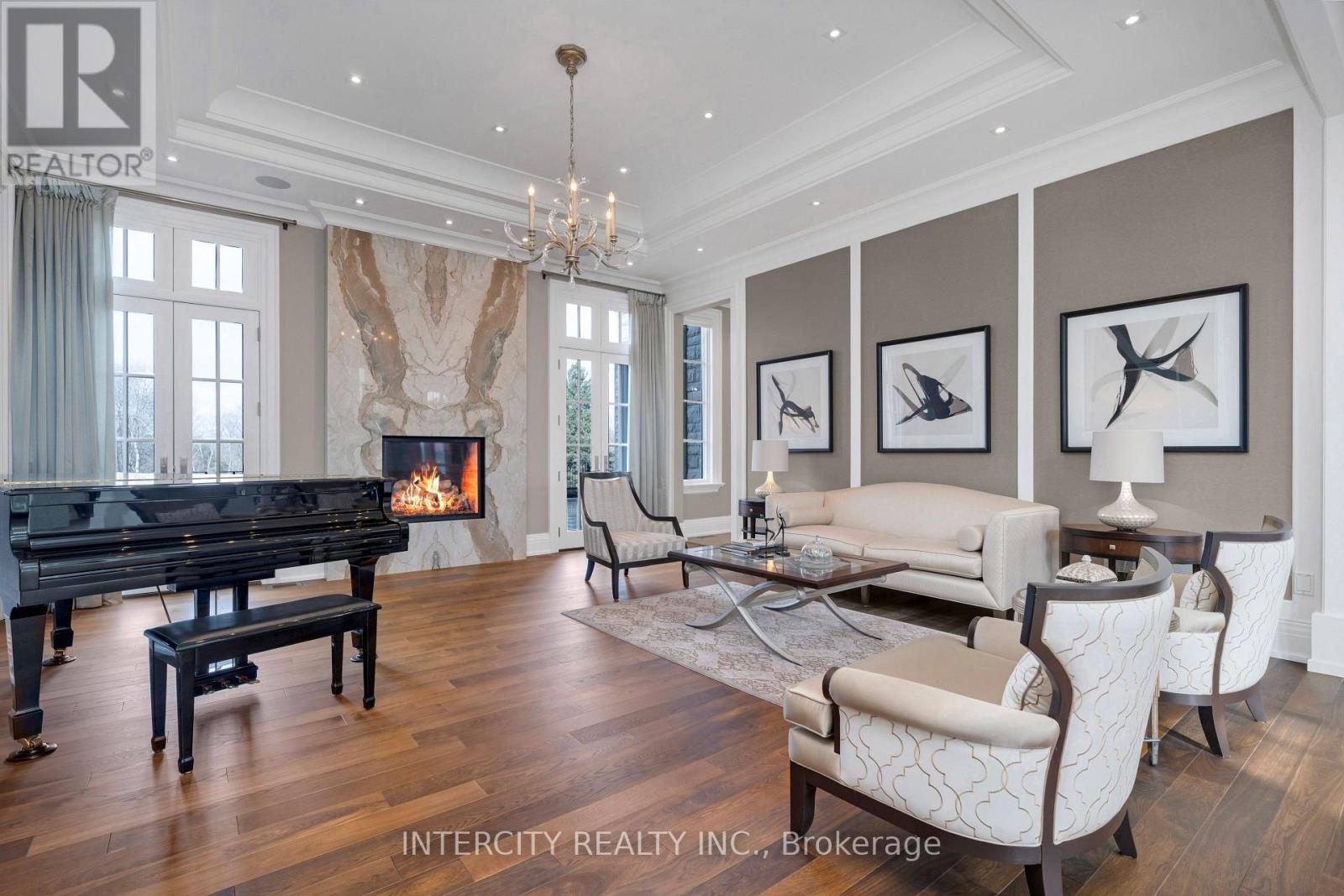 20 Orico Court, Vaughan, Ontario  L0J 1C0 - Photo 7 - N12985482